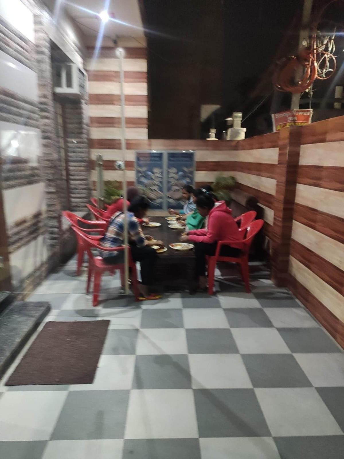 Roop Niwas Panzió Amritszár Kültér fotó